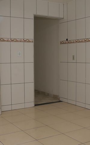 Casa à venda com 150m², 3 quartos e 2 vagas Casa à venda com 150m², 3 quartos e 2 vagasCozinha
