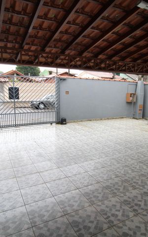 Casa para alugar com 250m², 3 quartos e 3 vagasGaragem