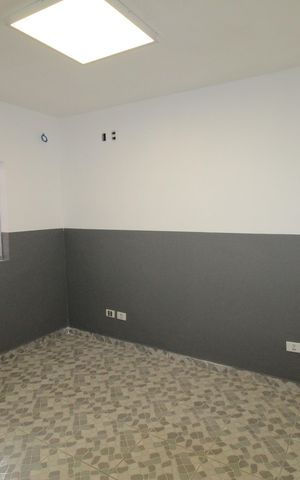 Casa para alugar com 250m², 3 quartos e 3 vagasEdícula Quarto