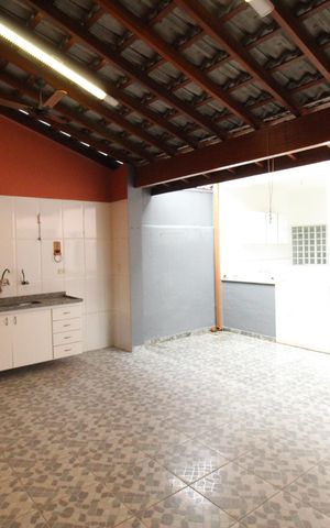 Casa para alugar com 250m², 3 quartos e 3 vagasQuintal