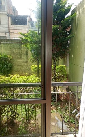 Apartamento à venda com 47m², 2 quartos e 1 vaga Apartamento à venda com 47m², 2 quartos e 1 vagaVaranda