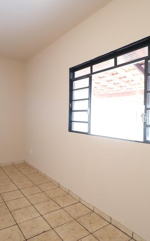 Casa para alugar com 130m², 2 quartos e 3 vagasSala