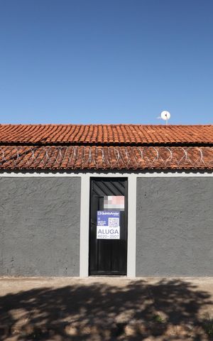 Casa para alugar com 130m², 2 quartos e 3 vagasFachada