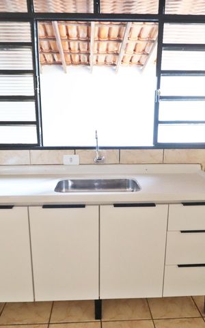 Casa para alugar com 130m², 2 quartos e 3 vagasCozinha