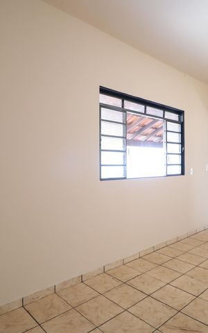 Casa para alugar com 130m², 2 quartos e 3 vagasSala