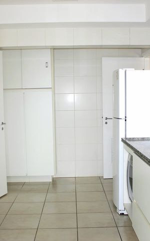 Apartamento para alugar com 150m², 3 quartos e 2 vagasCozinha 
