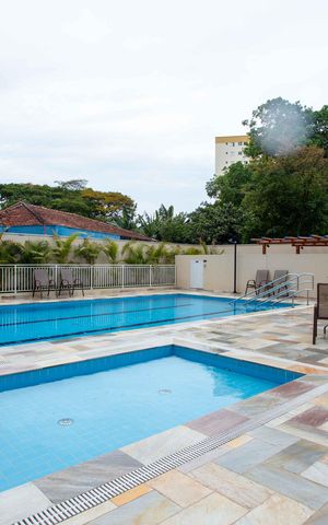 Apartamento para alugar com 37m², 2 quartos e 1 vagaPiscina