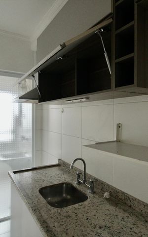 Apartamento para alugar com 62m², 2 quartos e 1 vagaCozinha e Área de Serviço