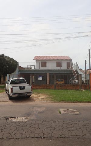 Casa à venda com 470m², 2 quartos e 7 vagasFachada