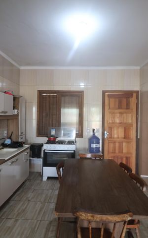 Casa à venda com 470m², 2 quartos e 7 vagasCozinha