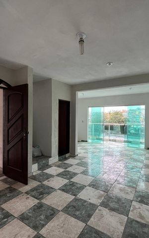 Casa à venda com 305m², 3 quartos e 3 vagas Casa à venda com 305m², 3 quartos e 3 vagasSala