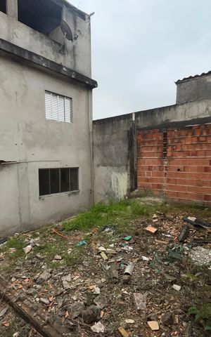 Casa à venda com 305m², 3 quartos e 3 vagas Casa à venda com 305m², 3 quartos e 3 vagasQuintal