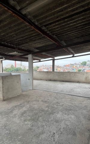 Casa à venda com 305m², 3 quartos e 3 vagas Casa à venda com 305m², 3 quartos e 3 vagasTerraço