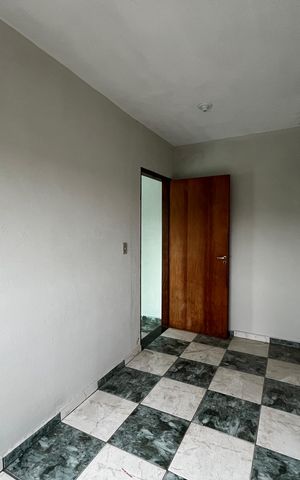 Casa à venda com 305m², 3 quartos e 3 vagas Casa à venda com 305m², 3 quartos e 3 vagasQuarto 1