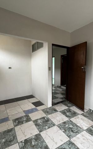 Casa à venda com 305m², 3 quartos e 3 vagas Casa à venda com 305m², 3 quartos e 3 vagasQuarto 3