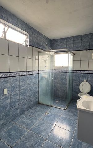Casa à venda com 305m², 3 quartos e 3 vagas Casa à venda com 305m², 3 quartos e 3 vagasBanheiro da Suíte