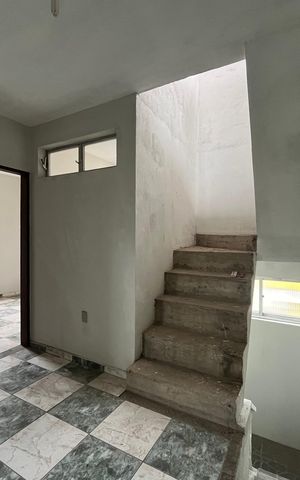 Casa à venda com 305m², 3 quartos e 3 vagas Casa à venda com 305m², 3 quartos e 3 vagasHall Segundo Anda