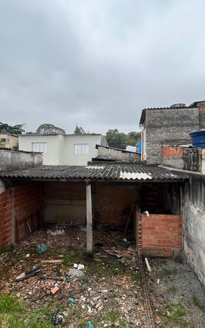 Casa à venda com 305m², 3 quartos e 3 vagas Casa à venda com 305m², 3 quartos e 3 vagasVista do Quarto 3