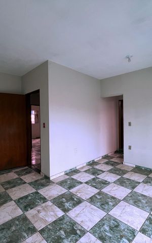 Casa à venda com 305m², 3 quartos e 3 vagas Casa à venda com 305m², 3 quartos e 3 vagasSuíte