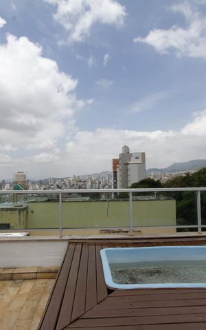 Apartamento para alugar com 200m², 2 quartos e 4 vagasCobertura