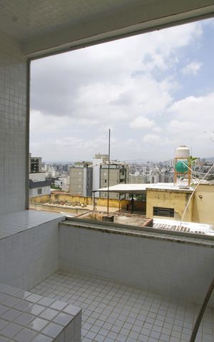 Apartamento para alugar com 200m², 2 quartos e 4 vagassauna