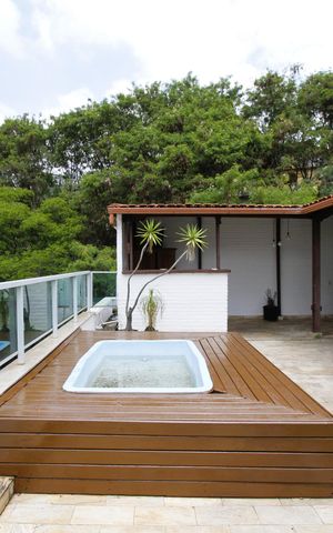 Apartamento para alugar com 200m², 2 quartos e 4 vagasCobertura