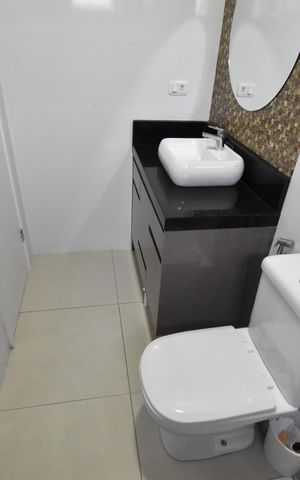 Casa de condomínio à venda com 89m², 3 quartos e 2 vagasBanheiro 3