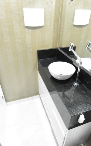 Casa de condomínio à venda com 89m², 3 quartos e 2 vagasLavabo