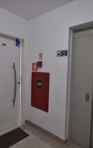 Apartamento à venda com 46m², 2 quartos e 1 vagaHall de entrada