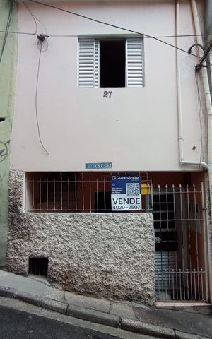 Casa para alugar com 80m², 2 quartos e sem vaga Casa para alugar com 80m², 2 quartos e sem vagaFachada