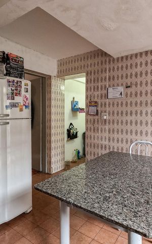 Casa à venda com 250m², 4 quartos e 1 vaga