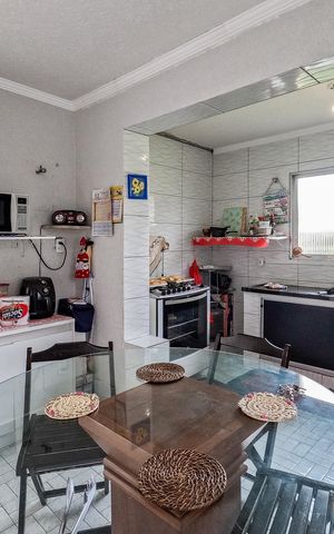 Casa à venda com 250m², 4 quartos e 1 vaga