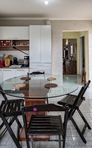 Casa à venda com 250m², 4 quartos e 1 vaga