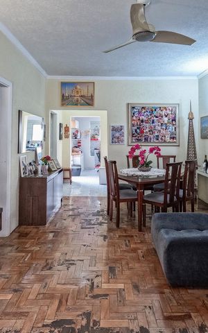 Casa à venda com 250m², 4 quartos e 1 vaga