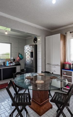 Casa à venda com 250m², 4 quartos e 1 vaga