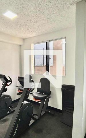 Apartamento para alugar com 33m², 2 quartos e sem vaga Apartamento para alugar com 33m², 2 quartos e sem vagaÁrea comum - Academia