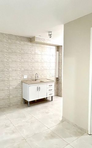 Apartamento para alugar com 33m², 2 quartos e sem vaga Apartamento para alugar com 33m², 2 quartos e sem vagaSala