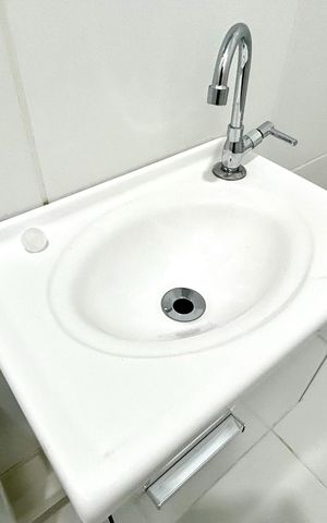 Apartamento para alugar com 33m², 2 quartos e sem vaga Apartamento para alugar com 33m², 2 quartos e sem vagaBanheiro