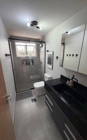 Apartamento à venda com 82m², 2 quartos e 1 vaga Apartamento à venda com 82m², 2 quartos e 1 vagaBanheiro