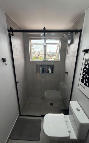 Apartamento à venda com 82m², 2 quartos e 1 vaga Apartamento à venda com 82m², 2 quartos e 1 vagaBanheiro