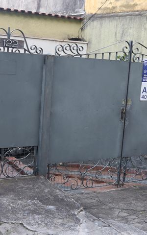 Casa para alugar com 250m², 3 quartos e 2 vagas Casa para alugar com 250m², 3 quartos e 2 vagasFachada