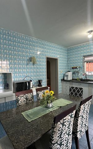 Casa para alugar com 250m², 3 quartos e 2 vagas Casa para alugar com 250m², 3 quartos e 2 vagasCozinha