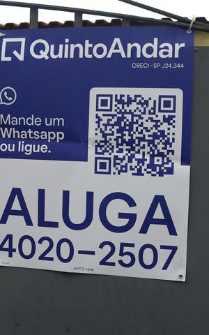 Casa para alugar com 250m², 3 quartos e 2 vagas Casa para alugar com 250m², 3 quartos e 2 vagasFachada