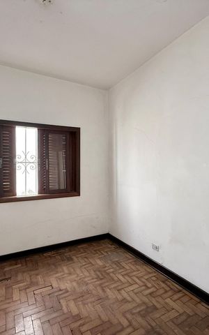 Casa para alugar com 200m², 2 quartos e 2 vagasQuarto 1