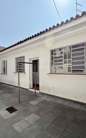 Casa para alugar com 200m², 2 quartos e 2 vagasQuintal