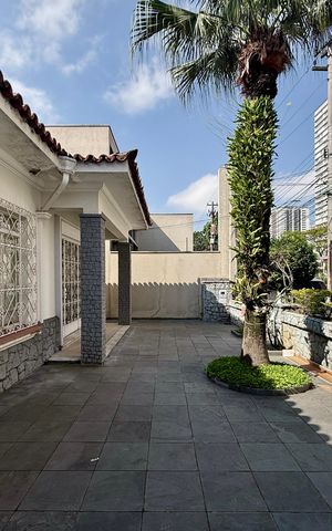 Casa para alugar com 200m², 2 quartos e 2 vagasVaranda 