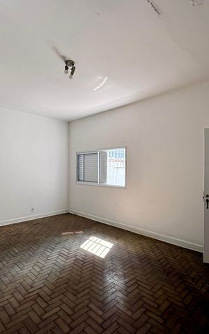 Casa para alugar com 200m², 2 quartos e 2 vagasQuarto 2