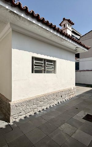 Casa para alugar com 200m², 2 quartos e 2 vagasQuintal
