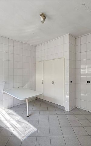 Casa para alugar com 200m², 2 quartos e 2 vagasCozinha