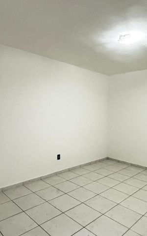 Apartamento à venda com 49m², 2 quartos e 1 vaga Apartamento à venda com 49m², 2 quartos e 1 vagaSala - Sala de jantar